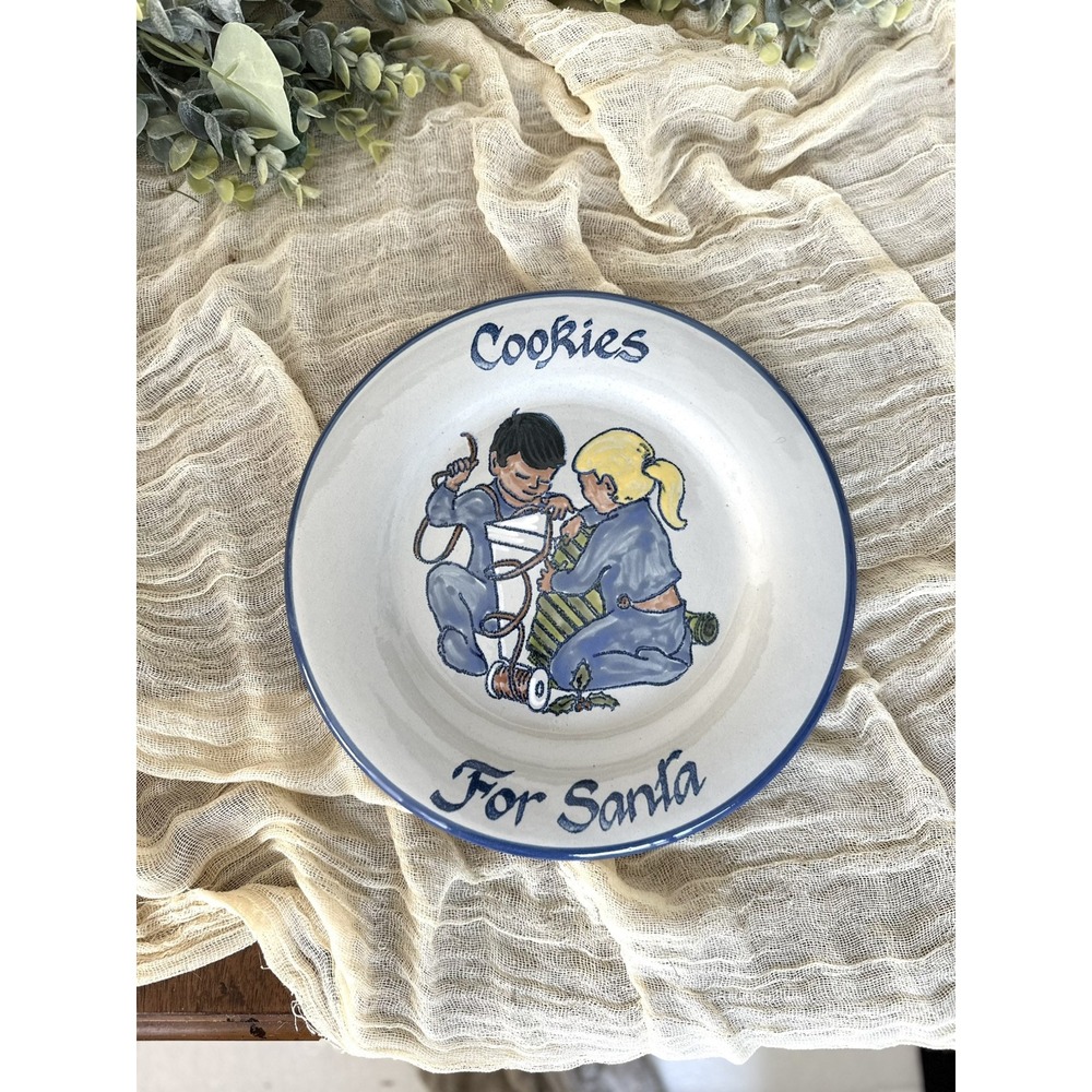 9" Louisville Stoneware Cookies for Santa‎ Plate Kentucky Christmas holiday Salt